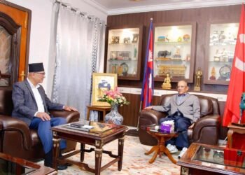 प्रचण्डसँग अर्थमन्त्री पौडेलको भेटवार्ता