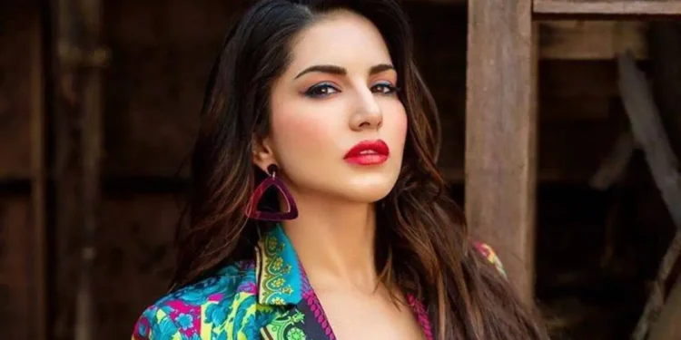 यी अभिनेत्रीलाई उनका बुबाले चुम्बन गर्दै गरेको अवस्थामा जब समाते