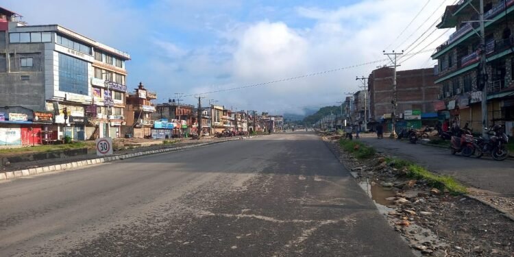 राइड सेयरिङको विरोध जनाउँदै गण्डकीमा सार्वजनिक यातायात सेवा ठप्प