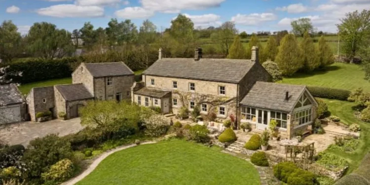 बेलायतमा अब आलिशान घर ३३ लाख नेपाली मुल्यमैं पाइने