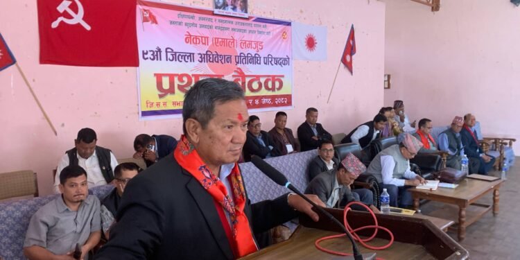 मुलुक समृद्ध बन्न राजनीतिक स्थायित्व जरुरी: सञ्चारमन्त्री गुरुङ