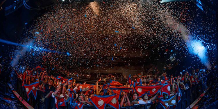 लस एन्जलसको ‘हाउस अफ ब्लुज’मा गुन्जियो नेपथ्यको लोकरक