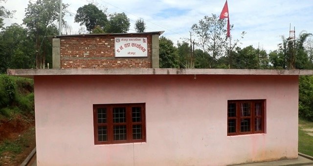 वडा कार्यालय बनाउन ललित तामाङद्वारा निः शुल्क जग्गादान