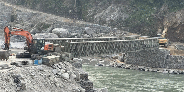 पानीको सतह बढेपछि फोक्सिङटारको ‘बेलिब्रिज’ झिकियो