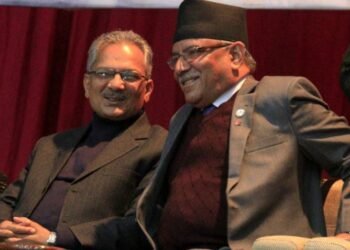प्रचण्डको टिप्पणीप्रति बाबुराम पक्षको तीव्र प्रतिवाद: “राजनीतिक ठगी गर्न सिपालु प्रचण्ड”