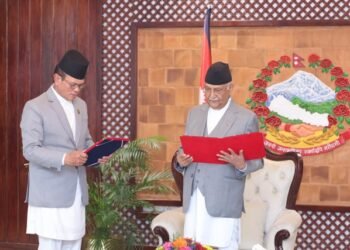 प्रधानमन्त्रीसमक्ष राज्यमन्त्री गर्बुजाको शपथ