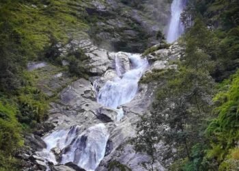 रूपसे झरनामा पर्यटकीय पूर्वाधार
