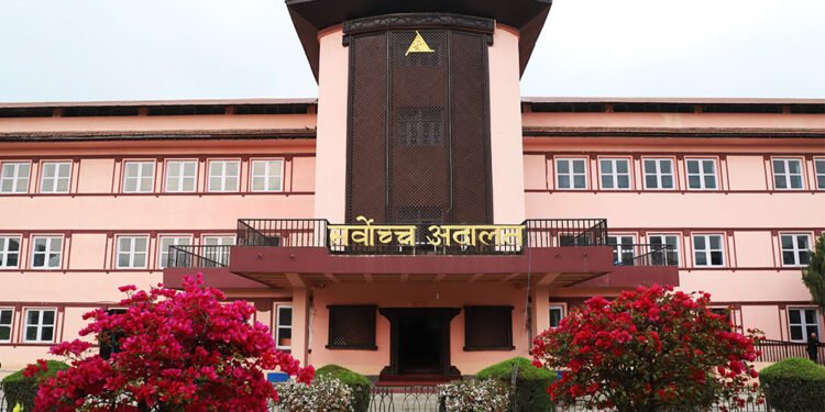 सम्भावित गभर्नर विश्व पौडेलविरुद्ध सर्वोच्चमा रिट, नियुक्ति अवैधानिक हुने दाबी