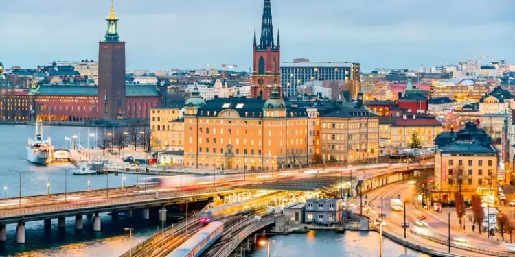 यी हुन् लगातार सूर्य उदाउने देश