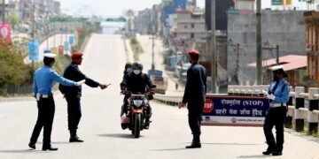 ट्राफिक प्रहरीको ‘लुकिछिपी चेकजाँच’ प्रणालीमाथि प्रश्न…