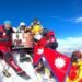 एकै परिवारका छ जनाले गरे मकालु हिमाल आरोहण