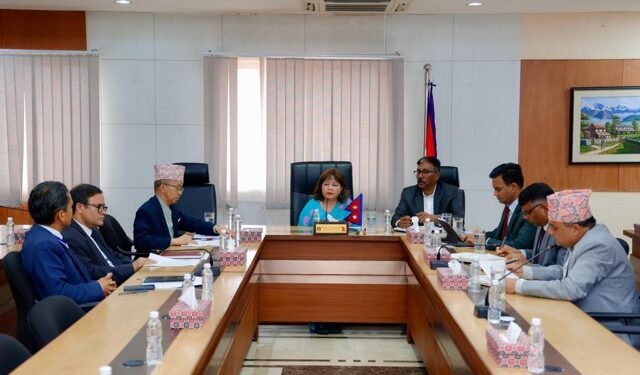 नेपालीलाई इजरायल र इरानबाट उद्धार गर्ने तयारीमा छौँः परराष्ट्रमन्त्री