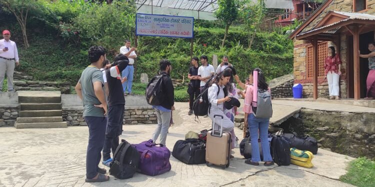 होमस्टेले गाउँमै बस्न सिकाउँदै