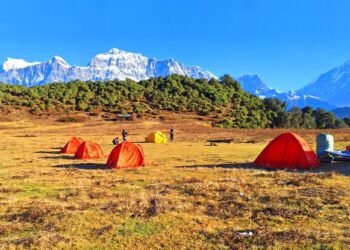 पर्यटक आकर्षणको केन्द्र बन्दै ‘ढोरपाटन जलजला’