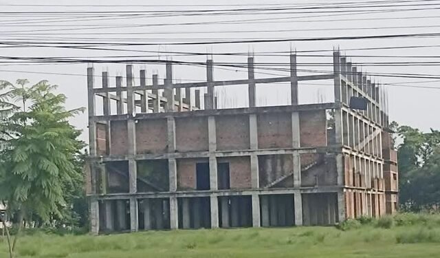 जिपी भवनः काम थाल्न तीन करोड