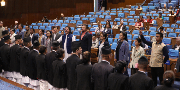 सदनमा आज पनि रास्वपाको नाराबाजी