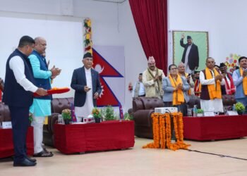 सुनकोशी मरिन डाइभर्सन परियोजना समयमा सम्पन्न नभए ठेक्का तोडिनेछः प्रधानमन्त्री ओली