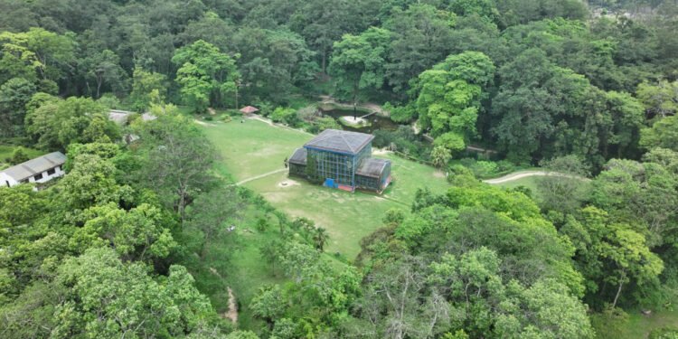 गोदावरीको सुन्दर राष्ट्रिय वनस्पति उद्यान (तस्बिरहरू)