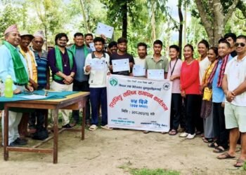सामुदायिक वनको लगानीमा विपन्न युवालाई ड्राइभिङ तालिम