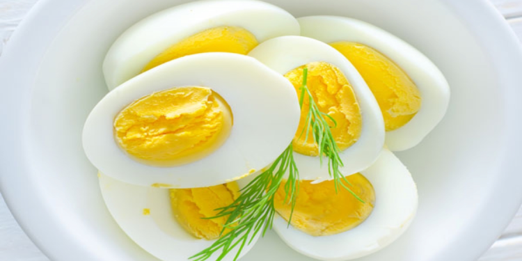 यी व्यक्तिहरूले गल्तिले पनि अण्डा खानु हुँदैन, यसले हानि पुर्‍याउँछ