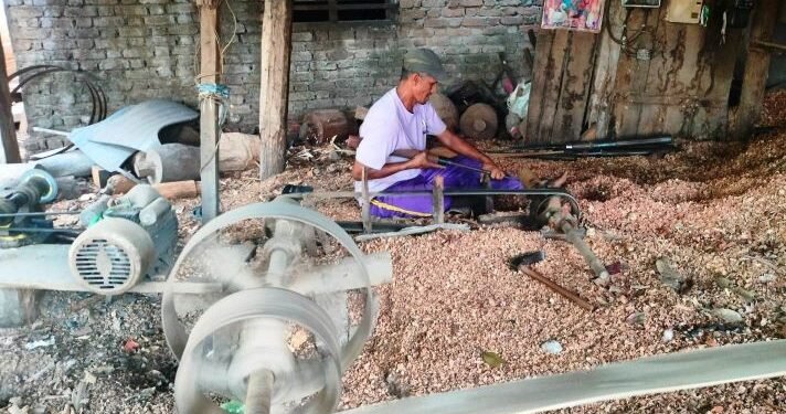 पुर्ख्यौली सीप बोकेका गङ्गाराम भन्नुहुन्छ : ‘आत्मनिर्भर हुनका लागि मेसिन अनुदानमा पाउनुपर्‍यो’