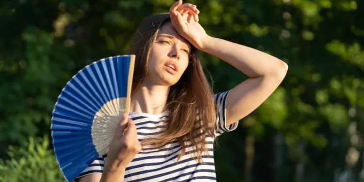 यी हुन् गर्मी स्ट्रोक र डिहाइड्रेसनका लक्षण, गर्मीमा यो धेरै खतरनाक हुन सक्छ