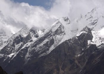 ग्लोबल वार्मिङ : पग्लियो लाङटाङ, सर्‍यो हिमरेखा, घटे पर्यटक!