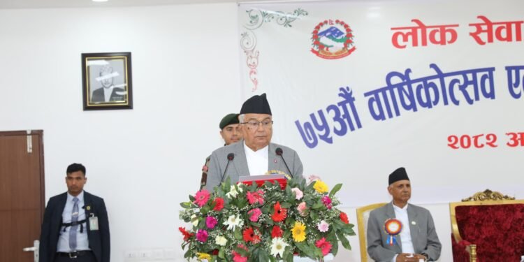 कर्मचारीतन्त्रले नागरिकको मन जितेमात्र लोकतन्त्र दरिलो हुन्छः राष्ट्रपति पौडेल