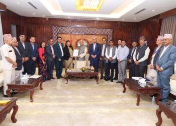 प्रधानमन्त्रीलाई सहकारी महासङ्घको ध्यानाकर्षण