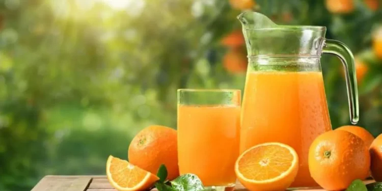 घाम र तापसँग लड्न सुन्तलाको जुस : इम्युनिटीदेखि स्किनसम्म लाभ