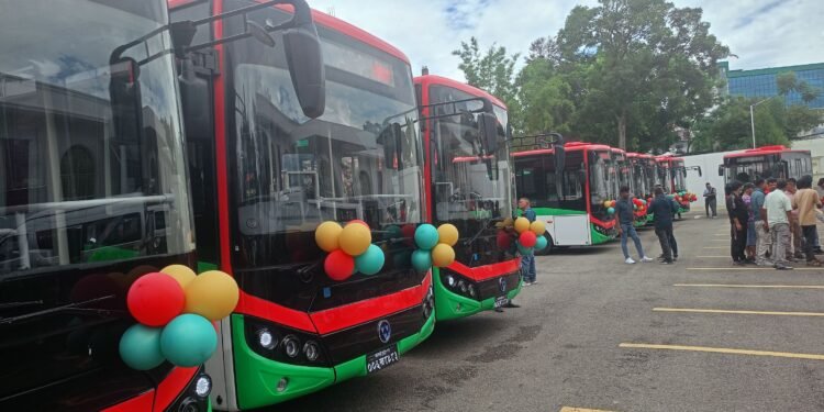 महानगर यातायातद्वारा विद्युतीय बस सेवा शुभारम्भ