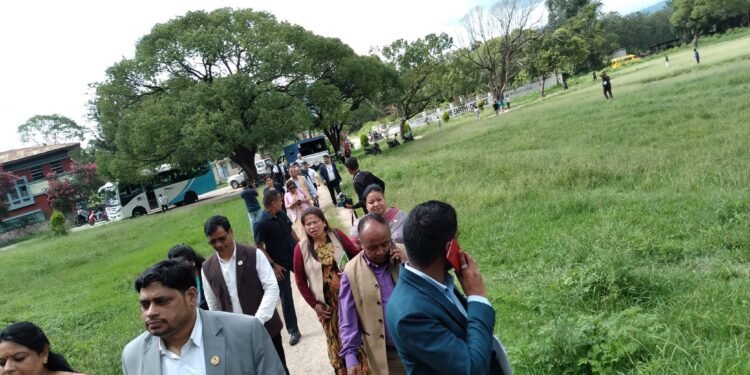 जब सांसदहरू विश्वविद्यालयको छात्राबास छिरे