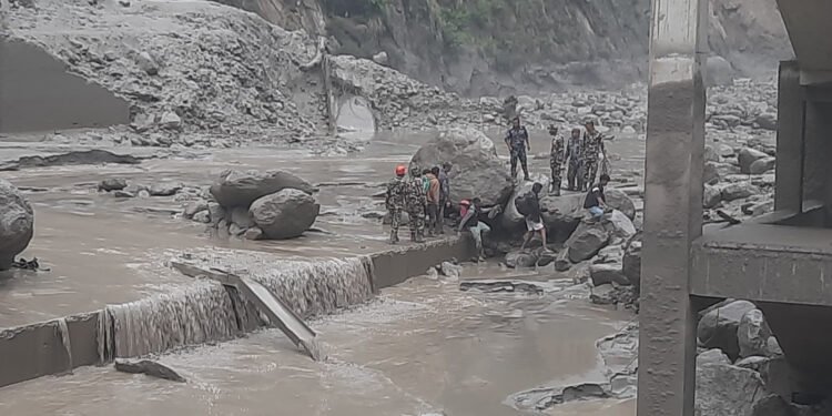 रसुवा बाढीमा बेपत्ता बेपत्ता भएका १८ जनाको नामावली