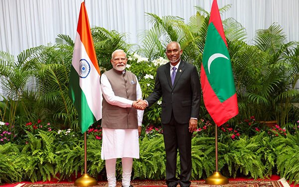 भारतीय प्रधानमन्त्री मोदी माल्दिभ्समा, राष्ट्रपति मुइज्जु र अन्य वरिष्ठ नेताहरूद्वारा स्वागत