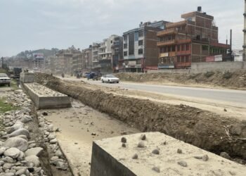 अरनिको राजमार्ग बिस्तार : धुलिखेल–साँगा सडकखण्डमा काम रोकियो