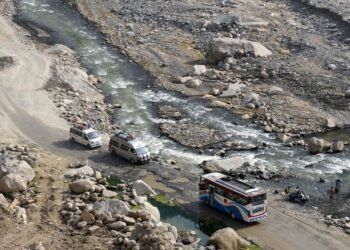 वीपी राजमार्गमा अझै एक महिना राति गाडी चलाउन रोक