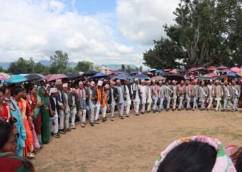 कर्णालीमा देउडा खेल्दै लुतो फालेर मनाइयो साउने सङ्क्रान्ति