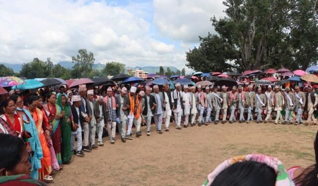 कर्णालीमा देउडा खेल्दै लुतो फालेर मनाइयो साउने सङ्क्रान्ति