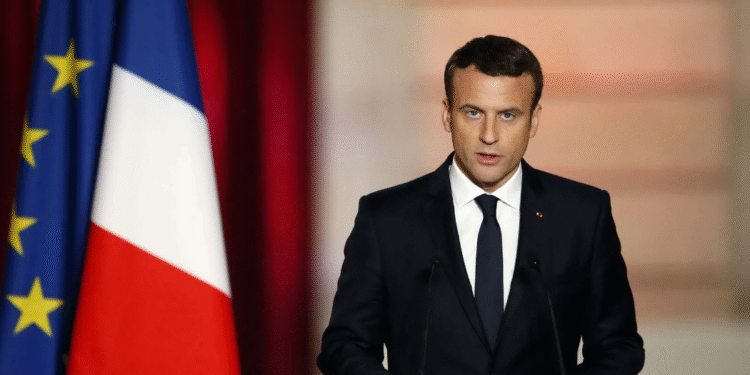 फ्रान्सका राष्ट्रपति म्याक्रोँ मङ्गलबार बेलायत जाँदै, स्टार्मरको नजर इयूसँग नयाँ सम्बन्ध स्थापनातर्फ