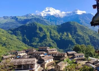 पर्यटक लोभ्याइरहने घान्द्रुक, गुरुङ समुदायको जीवन्त सङ्ग्रहालय