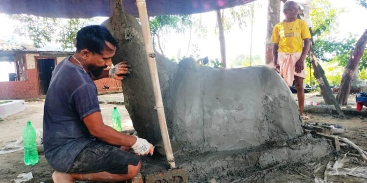 मूर्तिमा जीवन भर्ने प्रेमको सङ्घर्ष