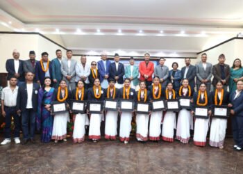 प्रधानमन्त्रीबाट अन्तरराष्ट्रिय पदक विजेता खेलाडी, प्रशिक्षक र व्यवस्थापकलाई पुरस्कार वितरण