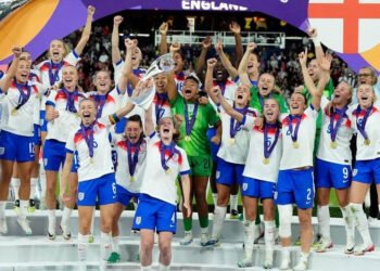 स्पेनलाई हराउँदै इंग्ल्यान्डले जित्यो महिला युरो कपको उपाधी