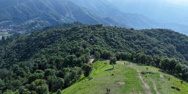 स्वर्ग जस्तै अनूभूति गराउने हेभन डाँडा