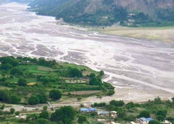 वर्षायाममा पनि रोकिएन कालीगण्डकीको अवैध दोहन