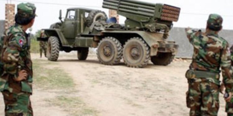 थाइल्याण्ड र कम्बोडियाबीच सीमा क्षेत्रमा तनाव, पाँच जनाकाे मृत्यु