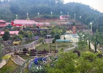 पर्यटकीय केन्द्र बन्दै तनहुँको ‘तीनखोले मन्दिर’