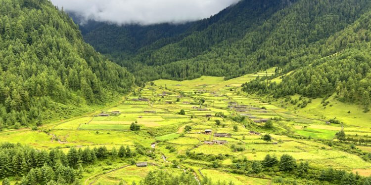 ओझेलमा छ सुन्दरताले भरिपूर्ण दिज गाउँ