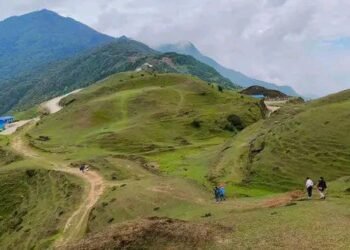 पर्यटकका लागि आकर्षक गन्तव्य बन्दै भोजपुरको चखेवा भञ्ज्याङ