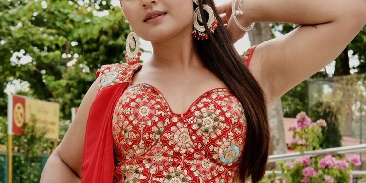 टिकटकदेखि चलचित्रसम्म: उषा उप्रेतीको नयाँ यात्रा ‘आ बाट आमा’